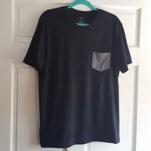 Mens Black crew neck teeshirt